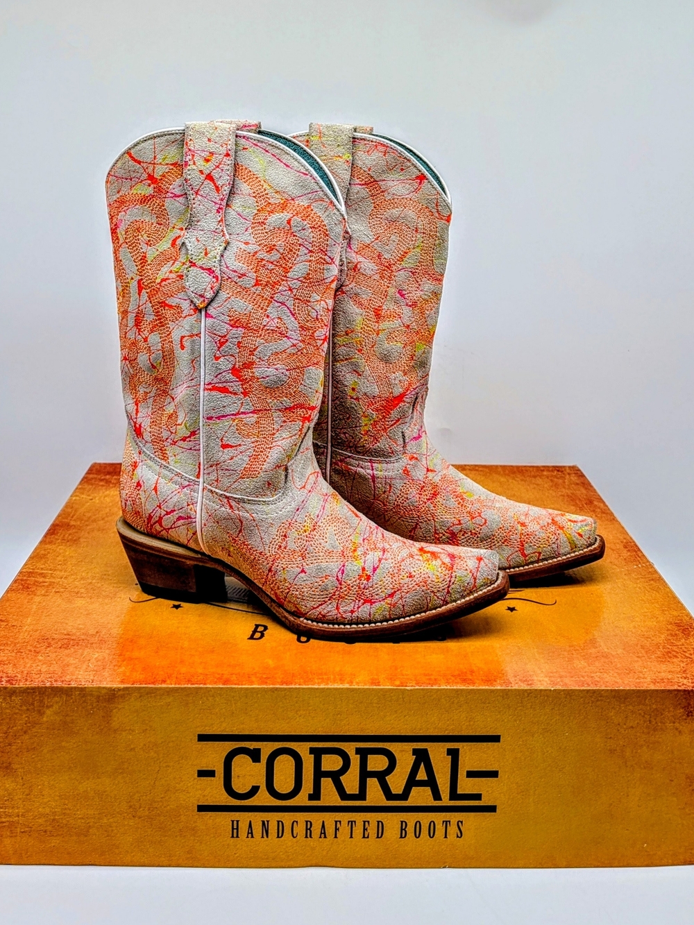 Corral Boots Women’s Floral Western Mid-Calf Pull-On Boots – Size US 6